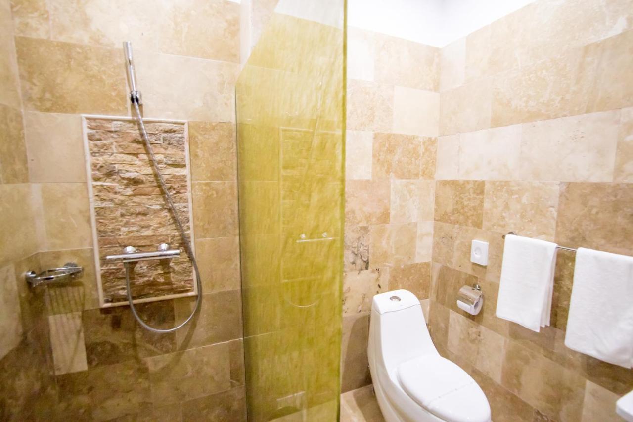 Msr Port Hotel มันกาเลีย ภายนอก รูปภาพ