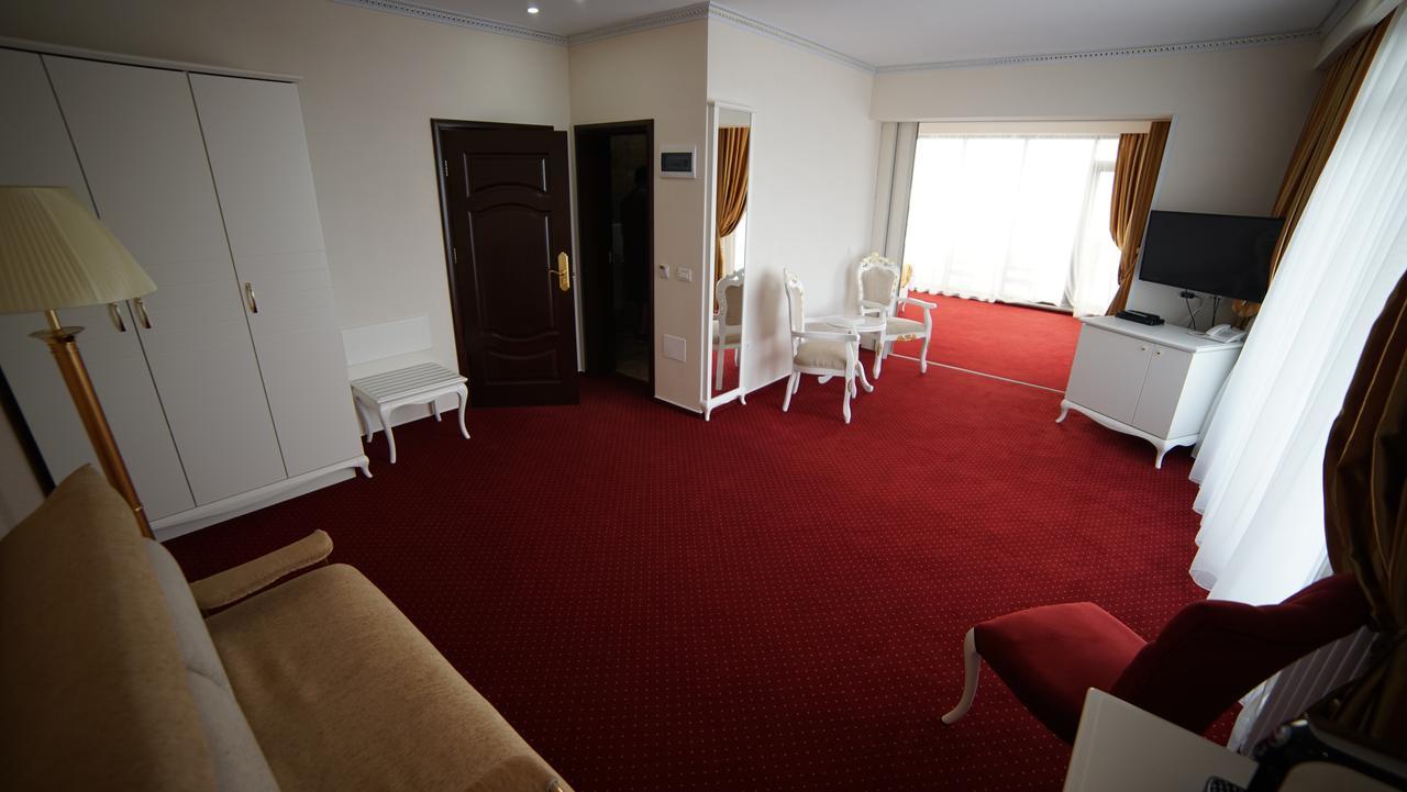 Msr Port Hotel มันกาเลีย ภายนอก รูปภาพ