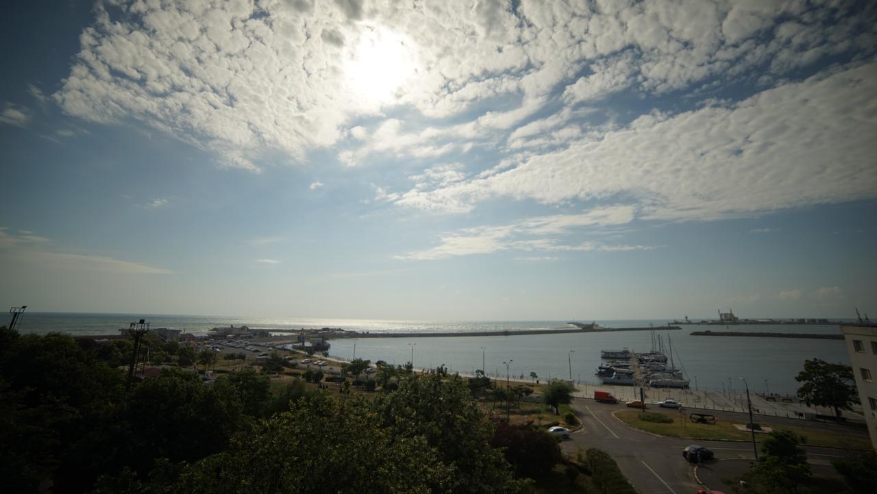 Msr Port Hotel มันกาเลีย ภายนอก รูปภาพ