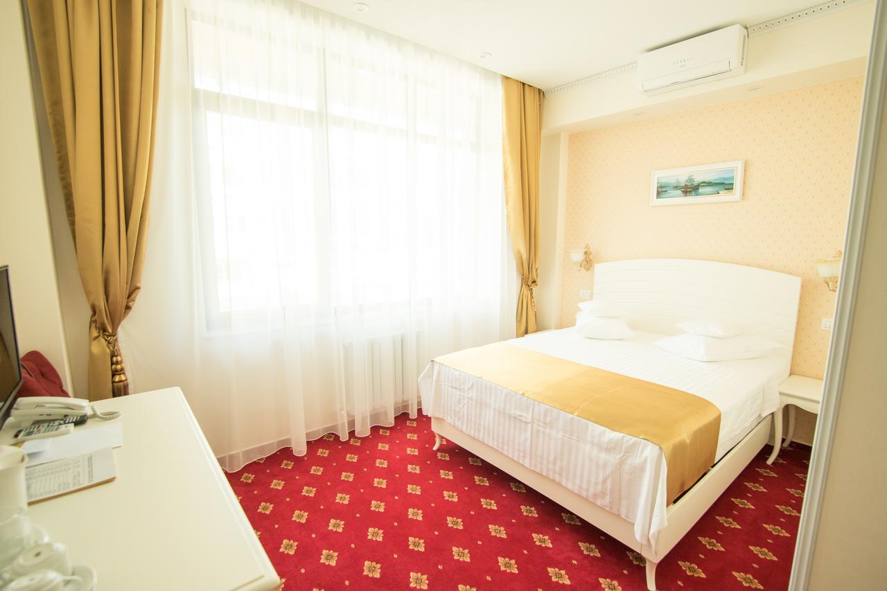 Msr Port Hotel มันกาเลีย ภายนอก รูปภาพ