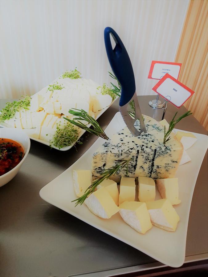 Msr Port Hotel มันกาเลีย ภายนอก รูปภาพ