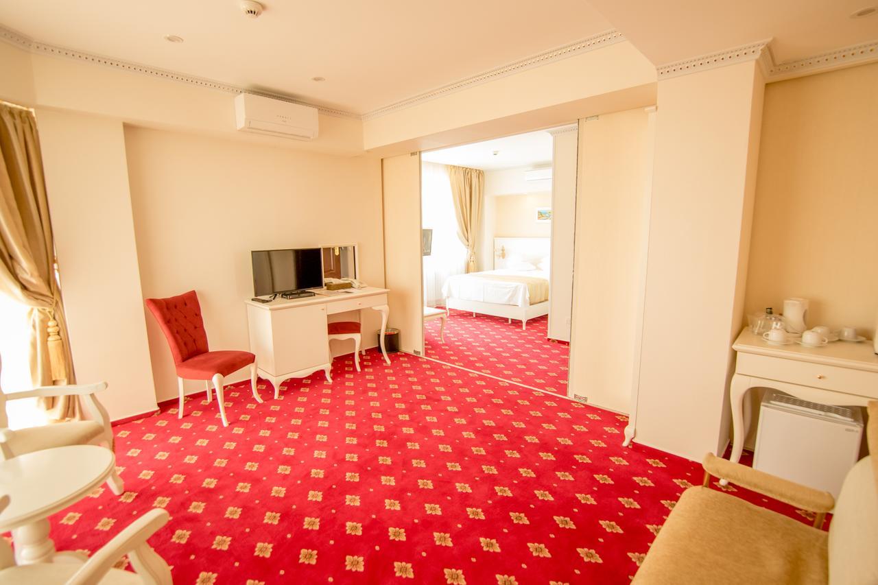 Msr Port Hotel มันกาเลีย ภายนอก รูปภาพ